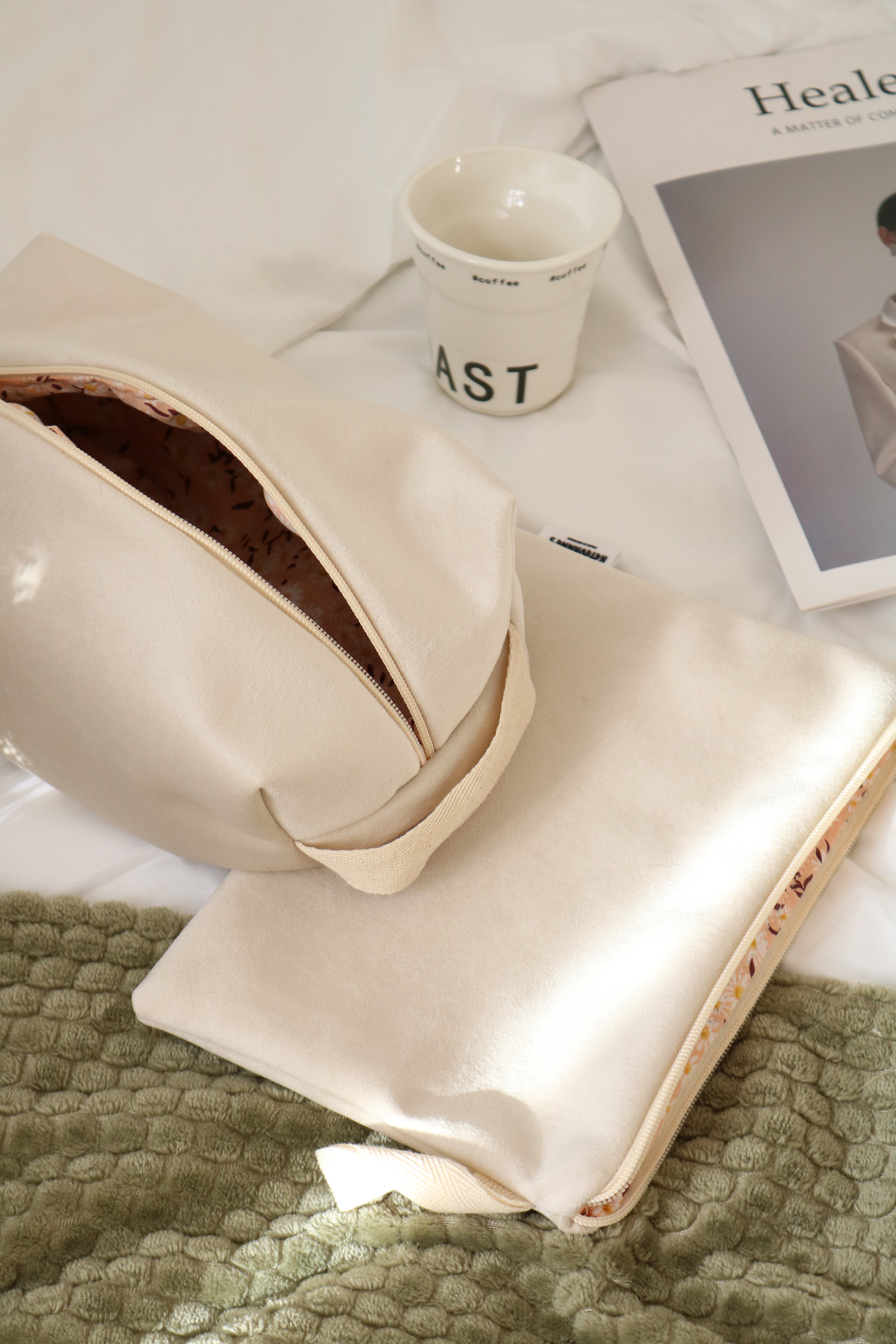 Cosmetics Duo Ivory